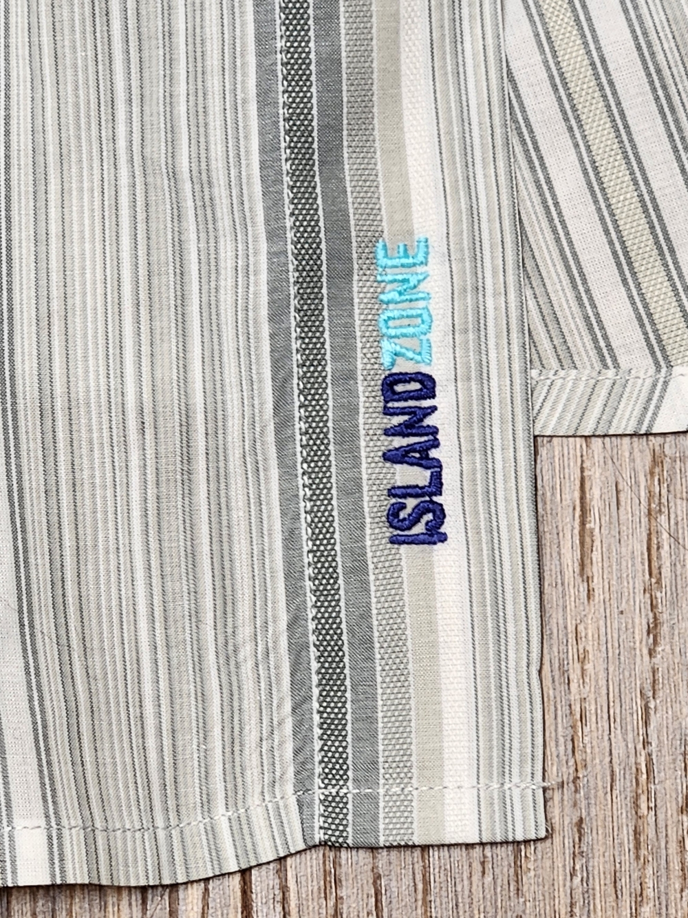 Tommy Bahama IslandZone Gray Striped Button Down Long Sleeve Shirt XXL - Picture 4 of 6